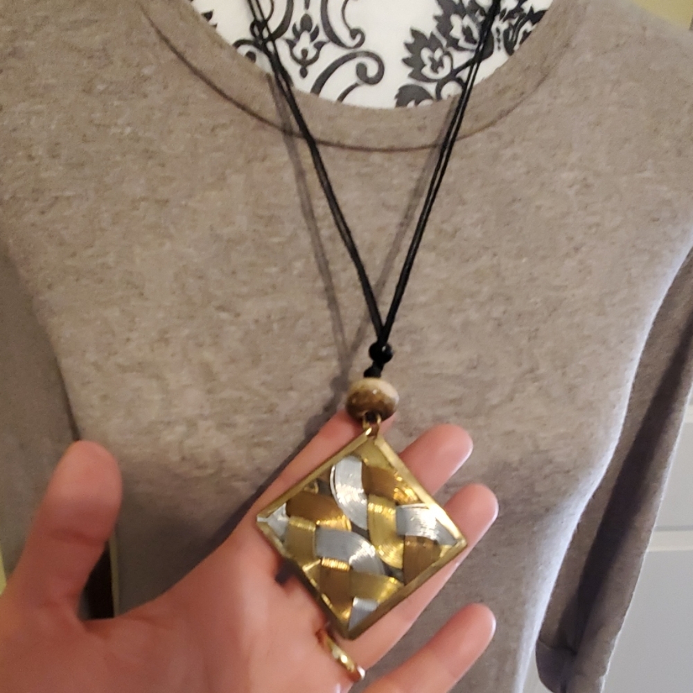 Necklace - Picture 3 of 3